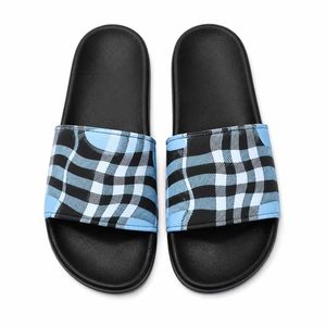 Plaid Pattern Breathable Outdoor <b>Slides</b> Ready to Ship in Stock Black White Sandals Anti-slip Summer Beach for Wholesale - Product Image 2