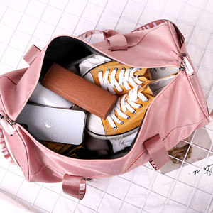 Op Maat Gemaakte Groothandel Gepersonaliseerde Grote Capaciteit Reistas Roze Waterdichte Sport Gym Reizen Duffel Tas Sport Vrouwen - Product Image 3