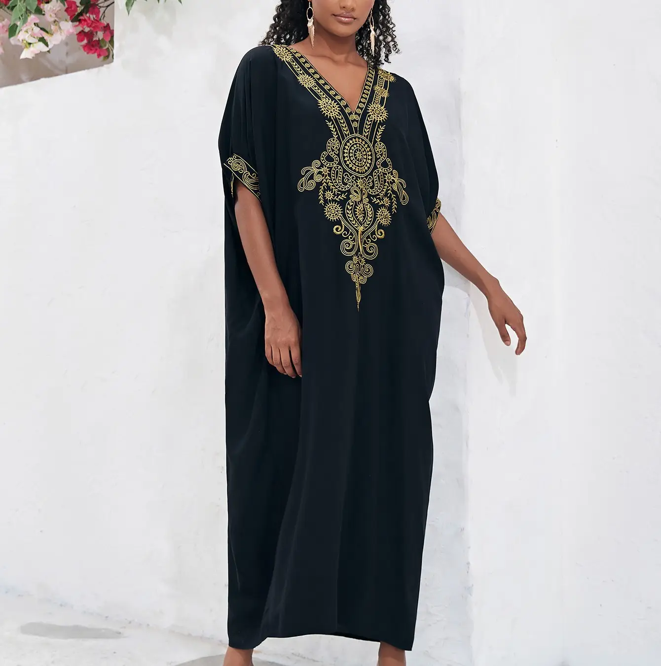 सुंदर बहु रंग पुष्प कढ़ाई प्लस आकार रेयान बीच कवर अप बीच कफ्तान ड्रेस