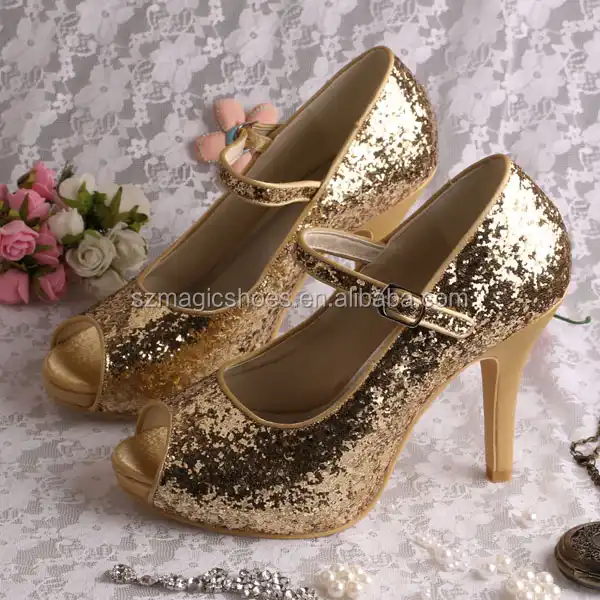 Luxurious Metallic High Heel Moda In Pelle Sandals For Women 10.5cm Gold  Lock Decorations, Rose Red Ankle Strap Dress Shoes Latest Fashion From  Factory Footwear From Shoes_gz, $70.92 | DHgate.Com