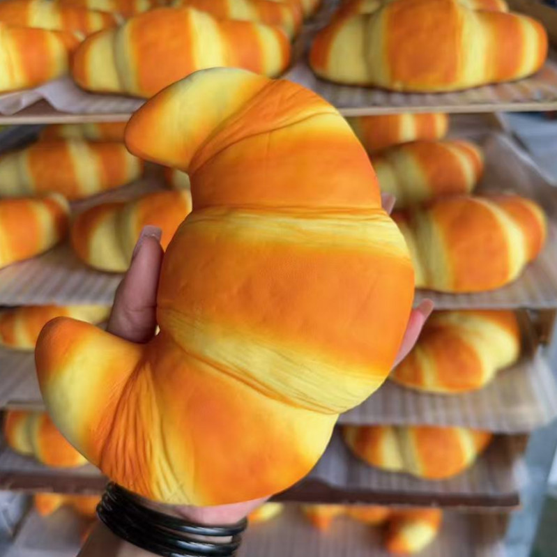 Croissant grande de rebote ultra lento b-20