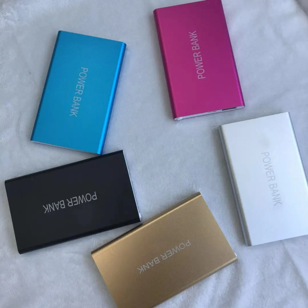 top selling products 2023 Ultra thin 5000mah carry power bank charger gift customer LOGO 4000mah portable battery charger