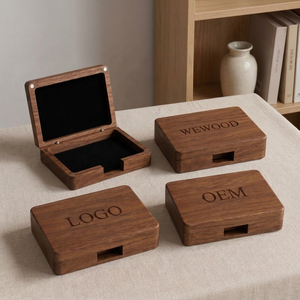 Boîte de rangement pour cadeau d'anniversaire pour couples, boîte en bois de noyer personnalisée gravée, boîte de rangement pour souvenirs, cadeau personnalisé pour lui ou pour elle - Product Image 1