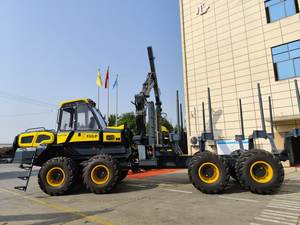 XUVOL Skidder XVY18C para Transporte de Troncos, Carga y Descarga, con Pluma Telescópica Hidráulica y Garra Rotatoria para Troncos - Product Image 5