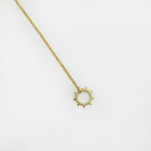 Vendita calda 18K oro placcato diamante <span class=keywords><strong>collana</strong></span> sole <span class=keywords><strong>con</strong></span> rame vuoto sole e scintillante zircone ciondolo Sunburst per le donne - Product Image 3