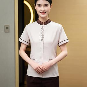 Chemise <span class=keywords><strong>de</strong></span> Travail Unisexe Personnalisable pour Personnel Hôtelier, Serveurs, et Services d'Entretien – Uniforme <span class=keywords><strong>de</strong></span> Nettoyage pour Hôtels et Espaces Publics avec Logo Brodé - Product Image 1