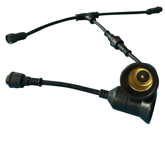 China Manufacturer Factory Supplier E27 String Light Lamp Holder 2-pin 4pin Electric Lamp Holder