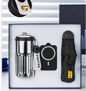 Coffret Cadeau d'Entreprise de Luxe Personnalisé avec Logo : <span class=keywords><strong>Parapluie</strong></span> Classique, Tasse à Café Isotherme 2-en-1 et Serviette - Product Image 5