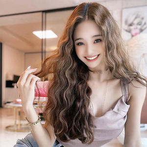 วิกผมยาวแบบหยิกเป็นลอนตรงกลาง - วิกผมสังเคราะห์ทนความร้อนสูงสำหรับผู้หญิง <span class=keywords><strong>ทรง</strong></span><span class=keywords><strong>ผม</strong></span>คอร์นโรว์ลอนแบบยุโรปอเมริกัน  พร้อมฐานใส - Product Image 3