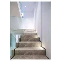 Bestseller Doppelseitige Stringer-Treppe Hochwertige Eichenholz-Stufen Langlebiges Glasgeländer Moderne Innen-Geradtreppe