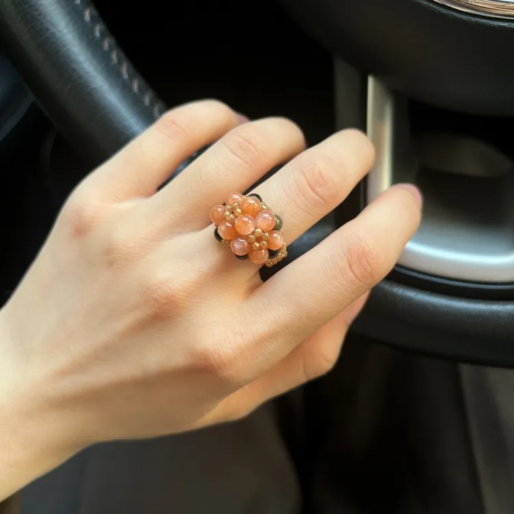 Cincin manik-manik tangan batu bulan oranye cincin penyembuhan kalsedon asli sesuai pesanan cincin perempuan untuk wanita