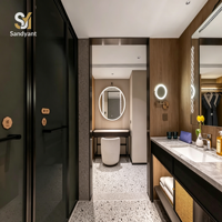 Ensembles complets personnalisés pour chambres d'hôtel avec lit king-size, armoire et double bureau – Mobilier hôtelier fonctionnel pour projets d'hôtels et d'appartements