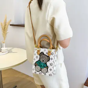 Hot sele new fashion vintage small bag goes with everything crossbody bag handbags shoulder bag for ladies