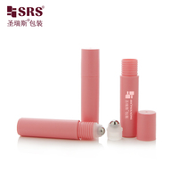 Flacon roll-on de 10 ml rose mat pour sérum contour des yeux et tonique capillaire SRS Packaging