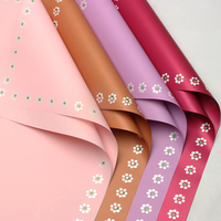Kertas Kado Kerajinan Daur Ulang Grosir Motif Bunga Daisy Korea Tahan Air Desain Buket Bunga untuk Hadiah Hari Valentine
