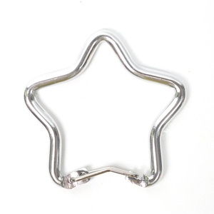Porte-clés mousqueton étoile multicolore en aluminium léger avec clip à ressort pour le <span class=keywords><strong>camping</strong></span>, les voyages, les cadeaux promotionnels, accessoire durable - Product Image 1