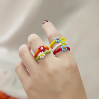 Koreanische bunte böhmische kleine Blumen ring handgemachte Multi Perlen Reis Perlen Ring für Frauen Strand Schmuck Geschenke