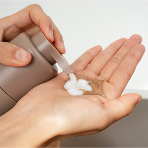 Shampoo <span class=keywords><strong>colorant</strong></span> pour cheveux brun foncé naturel pour une couverture efficace des cheveux gris et des soins nourrissants des cheveux avec une coloration douce pour un usage quotidien - Product Image 3