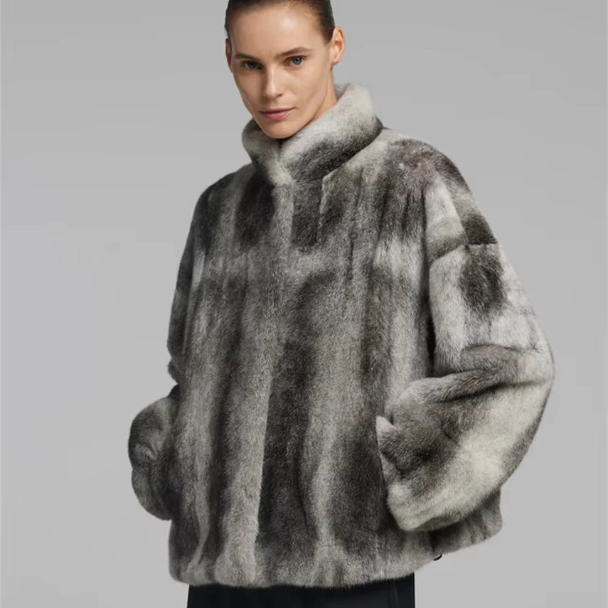 Wholesale Saga Mink Fur Windproof and Warm | Alibaba.com
