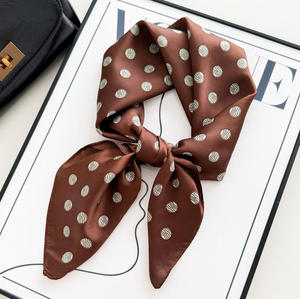 Foulard carré patchwork Paisley noir style bandana en fausse <span class=keywords><strong>soie</strong></span> 70x70, foulard de luxe pour la tête et le cou avec imprimé chaîne, sensation <span class=keywords><strong>soie</strong></span>, OEM/ODM - Product Image 3