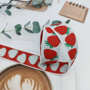 Bande élastique jacquard personnalisée 30 mm à motif fraise, nouvelle conception, sangle en polyester/nylon pour la couture et la confection de rubans décoratifs - Product Image 2