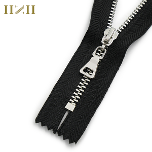 Accessoires vestimentaires Logo couleur personnalisé <span class=keywords><strong>fermeture</strong></span> éclair en métal pour vêtements <span class=keywords><strong>fermeture</strong></span> éclair en métal argenté à <span class=keywords><strong>double</strong></span> ouverture - Product Image 6
