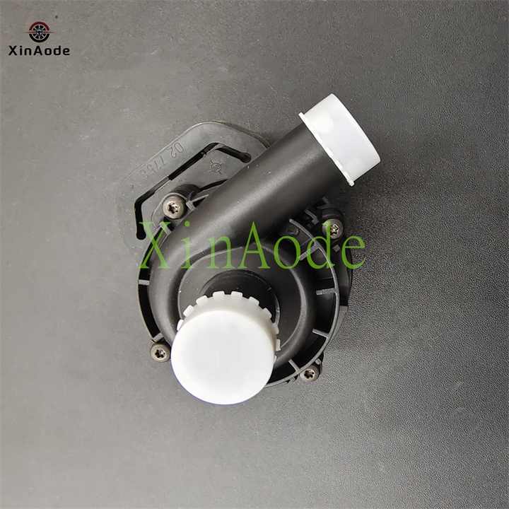 639 835 00 64 W166 W292 Engine Auxiliary Water Pump For Mercedes