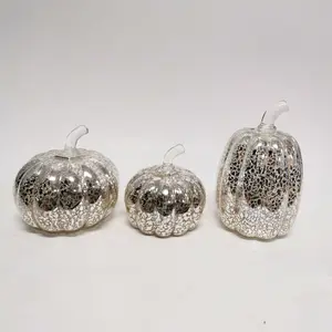 Wholesale custom vintage halloween day glass gift ornaments products craft items pumpkin led lights party table decorations 2023