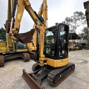 Mini-excavatrice hydraulique d'occasion CAT303ECR, fonctionnement flexible, prête pour la rénovation des terres agricoles et les petits travaux de démolition. - Product Image 5