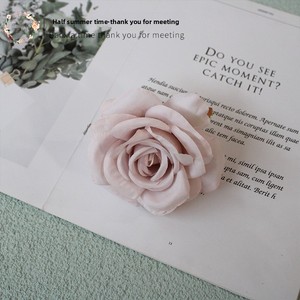 Arreglo de Pared con Rosas, Estrellas y Lunas de Estilo Europeo Retro, Decoración de Fondo con Flores Artificiales para Bodas - Product Image 3