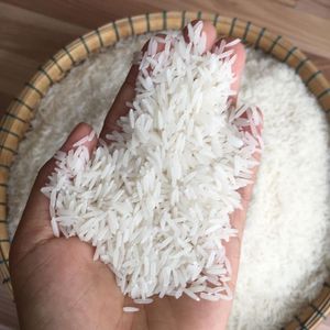 Arroz Aromático Premium Vietnam ST25, el Mejor del Mundo, Arroz Blanco de Grano Largo, 5% de Grano Partido, Arroz Jazmín de Alta Gama, Venta al por Mayor - Product Image 5