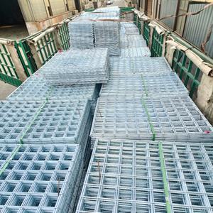 Grillage soudé en acier inoxydable anti-corrosion, à bords lisses et résistant aux morsures, idéal pour clôtures de ferme et cages à petits animaux - Product Image 5