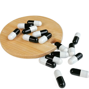 Les capsules de Maca pour hommes à base de plantes contiennent une formule de diverses herbes pour améliorer l'expression et libérer la vitalité dans le corps. - Product Image 2