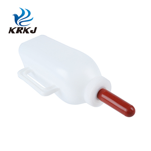 KD923 Biberón Vertical de 3 Litros para Ganado Vacuno, para Alimentación y Ordeño - Product Image 4