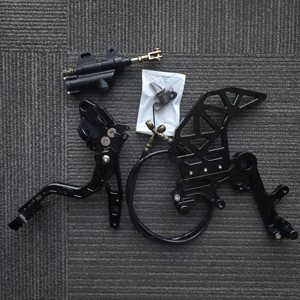 Freno Trasero Ultra Bee <span class=keywords><strong>de</strong></span> Doble Caliper con Montaje Izquierdo, Kit Completo <span class=keywords><strong>de</strong></span> Alto Rendimiento Atornillable <span class=keywords><strong>de</strong></span> Aluminio 7075 con Protector para Surron Talaria - Product Image 4