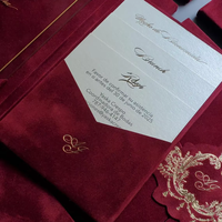 Suite d'invitations de mariage de luxe en velours, invitations de mariage pliées sur mesure en acrylique avec dorure à chaud, carte RSVP et carte QR pour remise de diplôme et anniversaire
