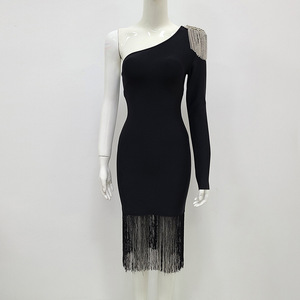 Robe de soirée de luxe sexy, couleur unie, à sequins, longueur genou, taille naturelle, manches longues, asymétrique à une épaule, avec franges, antistatique - Product Image 2