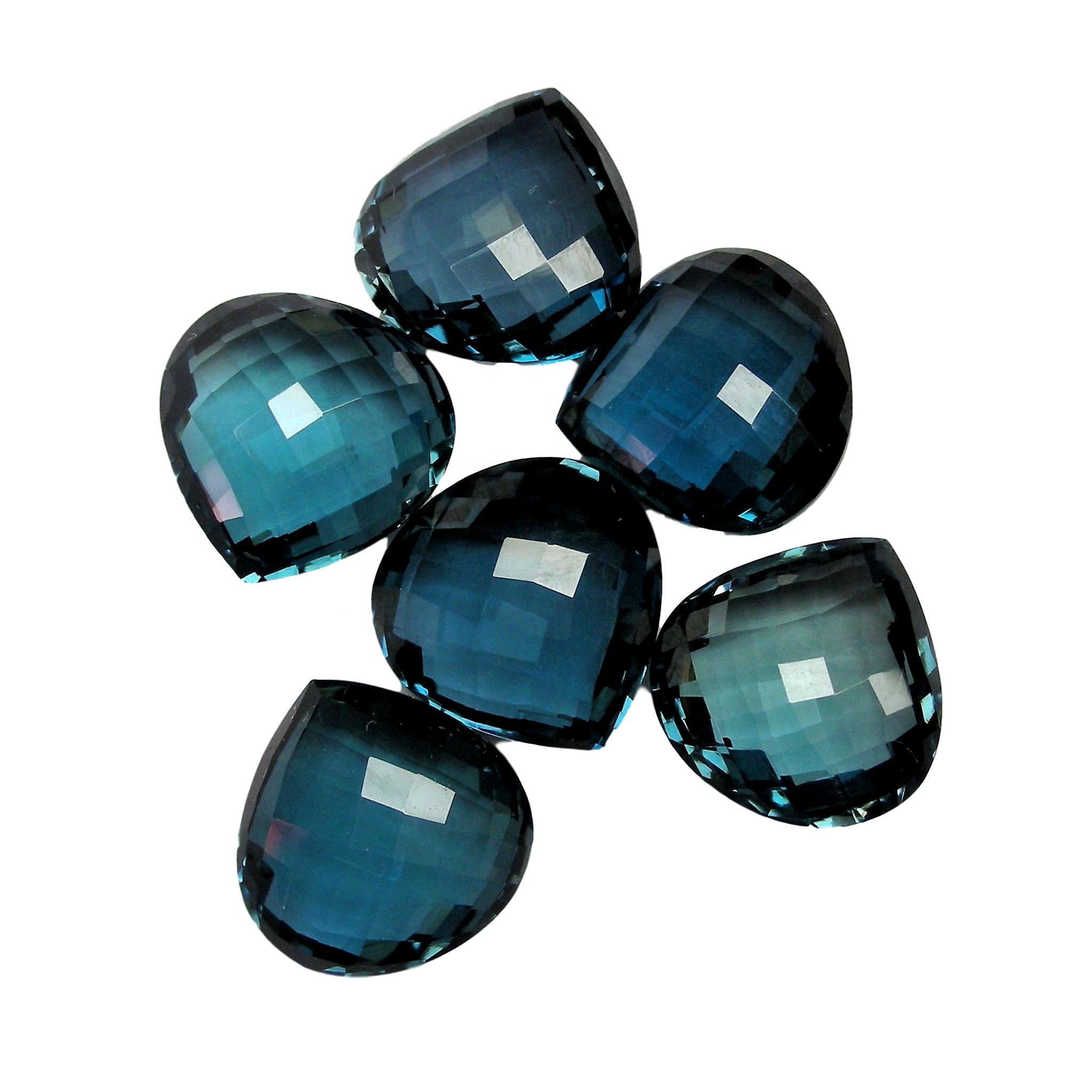 Briolette But London Blue Topaz Gemstone a forma di cuore Briolette Checkerboard Cut Double Side Heart Shape tutte le forme e le dimensioni tagliate