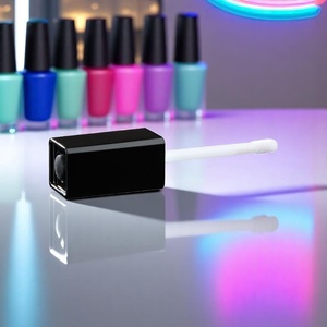 Tubo de Brillo Labial LED de 9 ml con Tapa de Rosca de Plástico y Serigrafía - Product Image 4