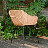 Chaise de jardin classique et naturelle, siège de détente, chaise d'hôtel en acier mélangé, rotin et rotin, tissage de fitrit d'inindonésie