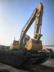 Excavatrice hydraulique d'occasion Caterpillar pour 320CL 320 Excavatrice amphibie en excellent état, moteur performant - Product Image 3