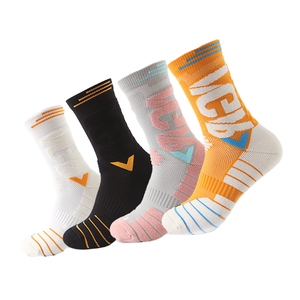 Chaussettes de sport OEM en jacquard respirantes pour adultes, idéales pour la course, motif lettres, pour l'été - Product Image 1