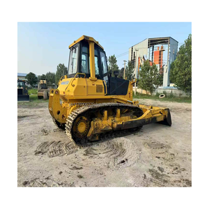 Topadora Usada en Japón, Komatsu D63, Topadora Original de Tipo Oruga Grande con Motor de Gran Venta, Componente Principal en Venta - Product Image 2