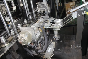 ECO-2 China mejor venta golpe trabajo máquina para botella de Mascota - Product Image 2