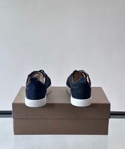 Chaussures de marche rétro pour hommes et femmes, design tendance de haute qualité, antidérapantes et respirantes, semelles rouges, vente en gros. - Product Image 3