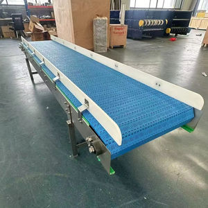 Toplu paketlenmiş kaldırma konveyörleri için korkuluk plastik örgü bantlı asansör gıda taşıma sistemi ile eğimli konveyör - Product Image 4