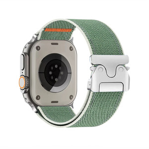Correa para Apple Watch S11/10/Ultra/SE, Reflectante, de Nailon Trenzado, con Cierre a Presión, Fabricada en China - Product Image 4