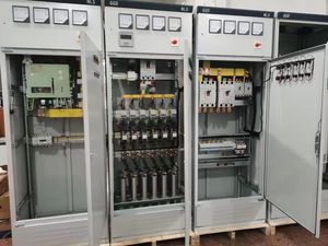 อุปกรณ์จ่ายไฟ GGD 380V 2000A ชุดสวิตช์ควบคุมพร้อมตู้ควบคุม GGD ตู้จ่ายไฟแรงดันต่ำ AC 380V - Product Image 3