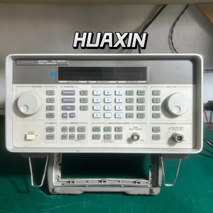 Générateur de signaux KEYSIGHT HP Agilent 8648C, fréquence 9 kHz - 3,2 GHz AVEC 1E5 1E2 hx - Product Image 1