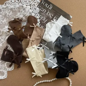 Opción económica <span class=keywords><strong>comprar</strong></span> al por mayor <span class=keywords><strong>calcetines</strong></span> para niños primavera Otoño Invierno nuevo lindo arco niñas bebé <span class=keywords><strong>calcetines</strong></span> tubo de algodón Vertical - Product Image 1